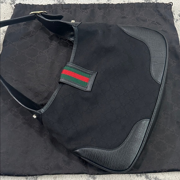 GUCCI Sherry Line GG Pattern Hand One Black Canvas Leather Gold Hardware - Picture 3 of 10